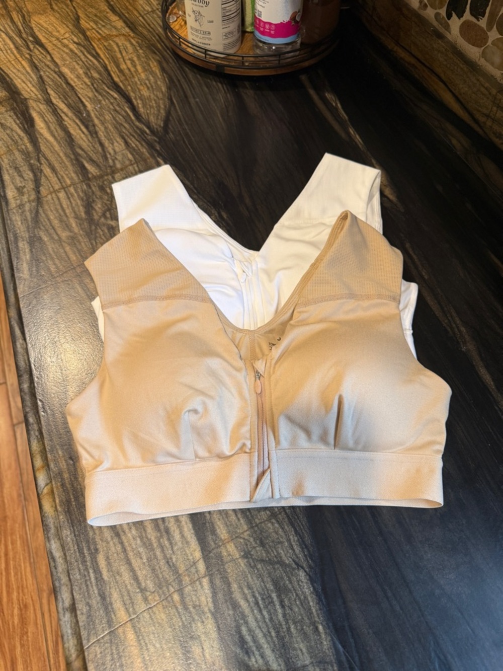Tommie Copper Seamless Front-Zip Comfort Bra in Nude and White (together)